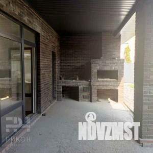 Дом 200м², 1-этажный, участок 6 сот.  