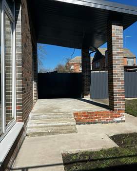 Дом 180м&sup2;, 2-этажный, участок 3 сот.  