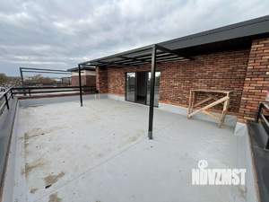 Коттедж 280м², 2-этажный, участок 4 сот.  