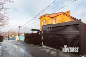 Дом 250м², 3-этажный, участок 3 сот.  