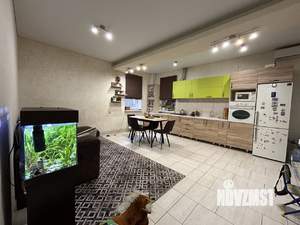 Дом 120м&sup2;, 2-этажный, участок 4 сот.  