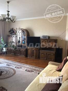 Дом 270м², 2-этажный, участок 3 сот.  