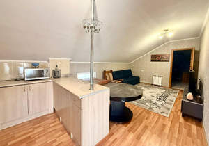 Дом 132м&sup2;, 2-этажный, участок 2 сот.  