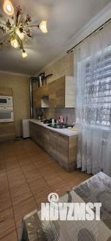 Дом 100м², 2-этажный, участок 4 сот.  