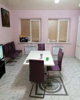 Дом 465м&sup2;, 2-этажный, участок 3 сот.  