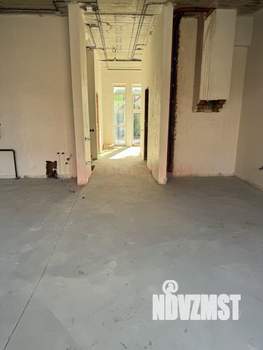 Дом 130м&sup2;, 2-этажный, участок 4 сот.  