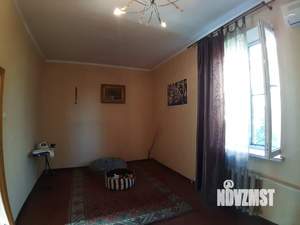 Дом 220м², 2-этажный, участок 4 сот.  