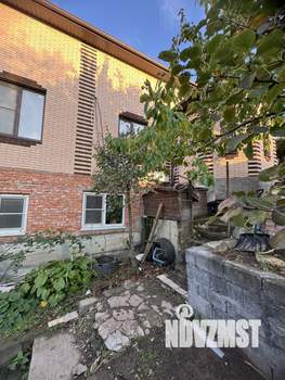 Дом 201м², 3-этажный, участок 6 сот.  