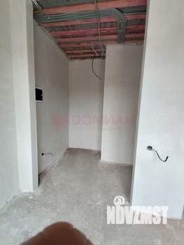 Дом 210м&sup2;, 2-этажный, участок 4 сот.  