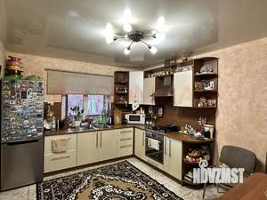 Дом 142м², 2-этажный, участок 5 сот.  