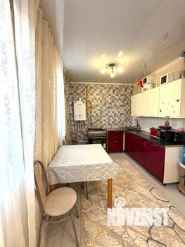 Дом 100м&sup2;, 2-этажный, участок 5 сот.  