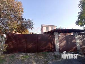 Дом 100м&sup2;, 2-этажный, участок 3 сот.  