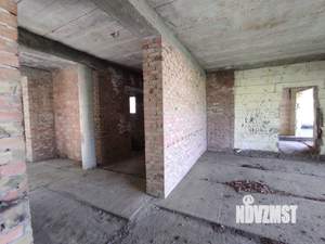 Дом 700м², 3-этажный, участок 22 сот.  