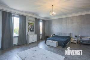 Дом 380м&sup2;, 3-этажный, участок 4 сот.  