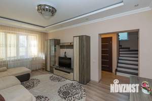 Дом 120м&sup2;, 2-этажный, участок 3 сот.  