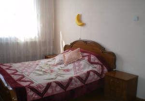 Дом 200м&sup2;, 6-этажный, участок 5 сот.  