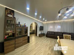 Дом 186м&sup2;, 2-этажный, участок 4 сот.  