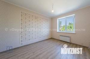 Коттедж 300м², 2-этажный, участок 6 сот.  