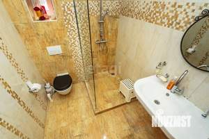Таунхаус 160м², 2-этажный, участок 5 сот.  