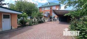 Дом 240м², 2-этажный, участок 6 сот.  