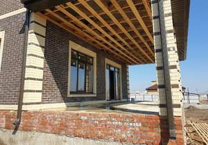 Дом 200м&sup2;, 2-этажный, участок 5 сот.  