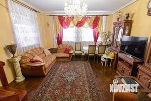 Дом 150м², 2-этажный, участок 3 сот.  