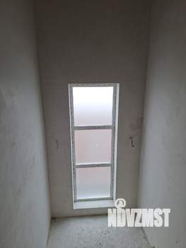 Дом 168м&sup2;, 2-этажный, участок 3 сот.  