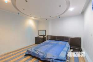 Дом 230м&sup2;, 1-этажный, участок 12 сот.  