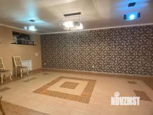 Дом 220м², 3-этажный, участок 3 сот.  