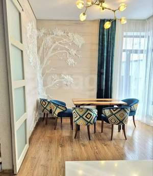 Дом 300м&sup2;, 2-этажный, участок 6 сот.  