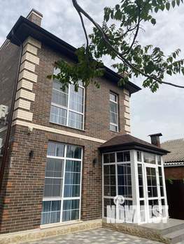 Дом 210м&sup2;, 3-этажный, участок 4 сот.  