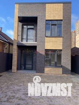 Дом 130м&sup2;, 2-этажный, участок 3 сот.  