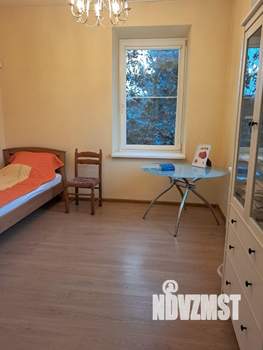 Дом 130м&sup2;, 2-этажный, участок 7 сот.  