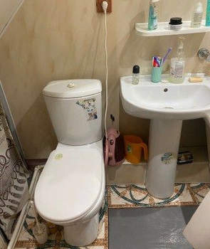 Дом 60м², 2-этажный, участок 5 сот.  