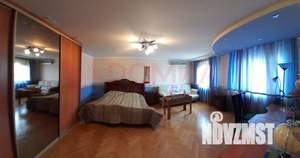 Дом 300м², 2-этажный, участок 3 сот.  