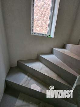 Дом 110м&sup2;, 2-этажный, участок 3 сот.  