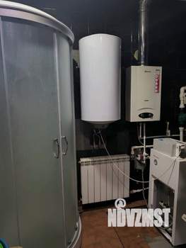 Дом 302м&sup2;, 3-этажный, участок 5 сот.  