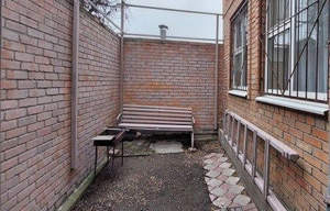 Дом 302м&sup2;, 2-этажный, участок 3 сот.  