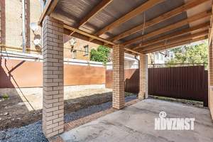 Дом 135м&sup2;, 2-этажный, участок 2 сот.  