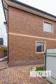 Дом 250м&sup2;, 2-этажный, участок 3 сот.  