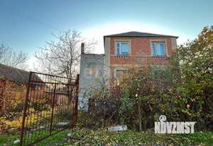 Дом 67м&sup2;, 2-этажный, участок 5 сот.  