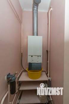 Дом 330м&sup2;, 2-этажный, участок 4 сот.  