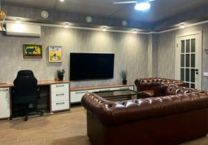 Дом 200м&sup2;, 3-этажный, участок 4 сот.  