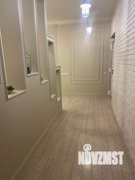 Дом 220м&sup2;, 2-этажный, участок 7 сот.  