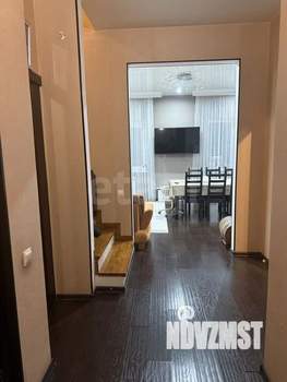 Дом 146м&sup2;, 2-этажный, участок 4 сот.  