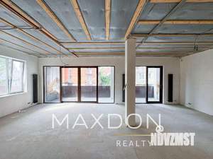 Дом 320м², 2-этажный, участок 4 сот.  