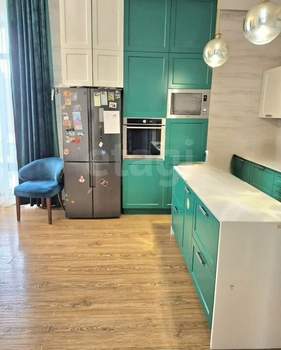 Дом 300м&sup2;, 2-этажный, участок 6 сот.  