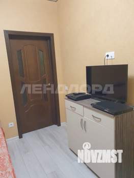 Дом 240м&sup2;, 2-этажный, участок 2 сот.  