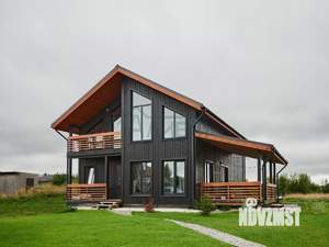 Дом 130м&sup2;, 2-этажный, участок 4 сот.  