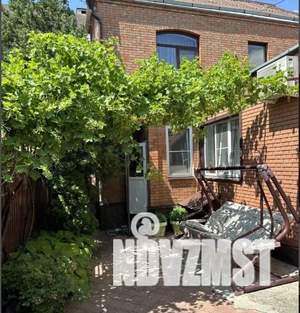 Дом 140м&sup2;, 2-этажный, участок 3 сот.  